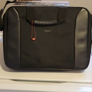 Solo Laptop Bag